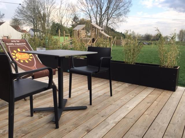 Tiny House Otra Cosa Hotel Mouscron Bagian luar foto